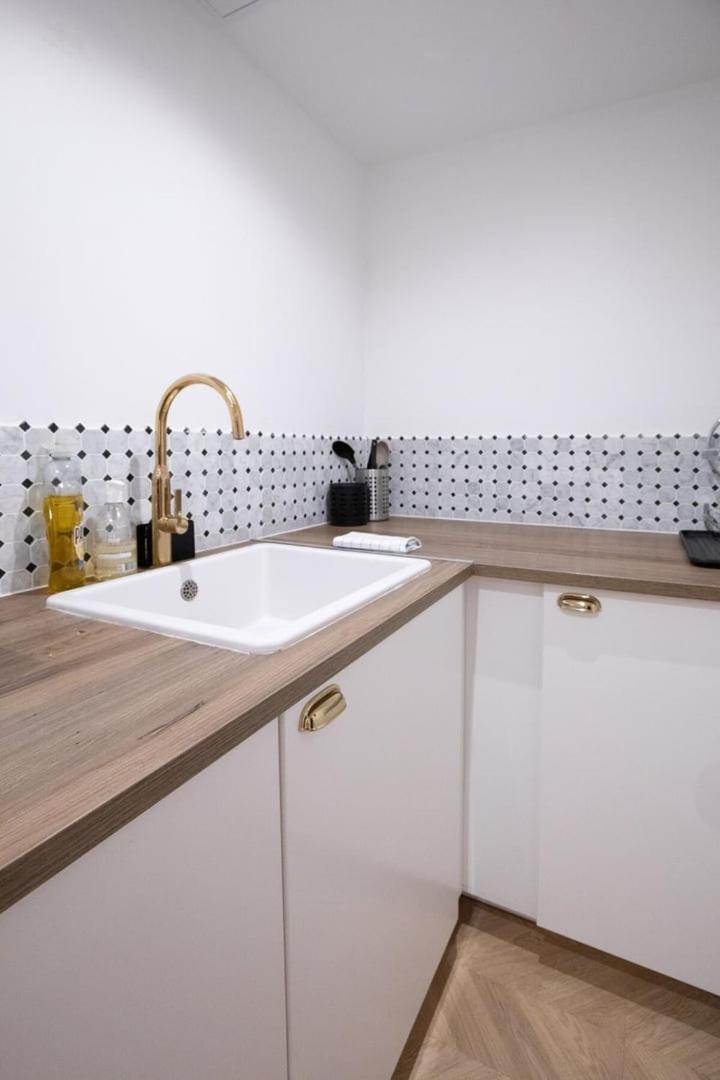 Appartement Charmant Proche De L'Arc Triomphe -2P Paris Exterior foto